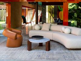 Moroso RUFF带扶手的软垫休闲椅